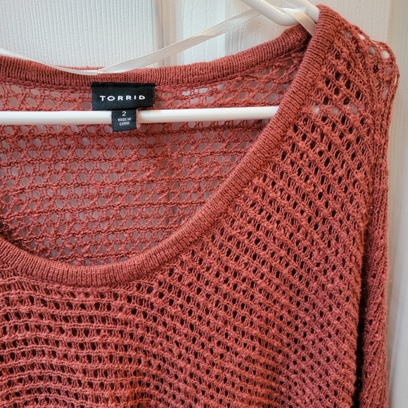 Wide Stitch Sweater - Picture 3 of 3